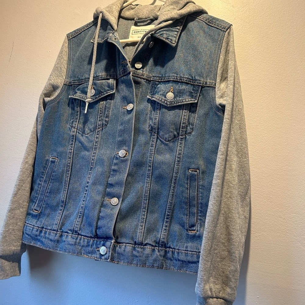 Eighty two Women'sJean Jacket Small Blue Denim w/ Gray Cotton Sleeves and Hoodie